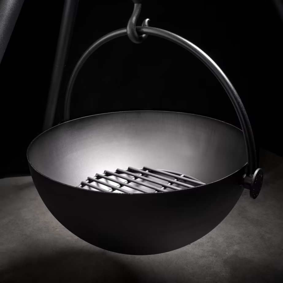 The Cowboy Cauldron The Dude 24" Tripod Wood Burning Fire pit Cooking Grill with Suspension Chain and Cover