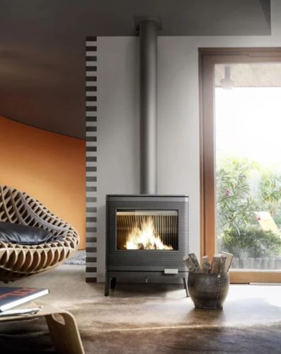 Invicta 6104-44 Invicta Kazan 26" Cast Iron Wood Burning Stove