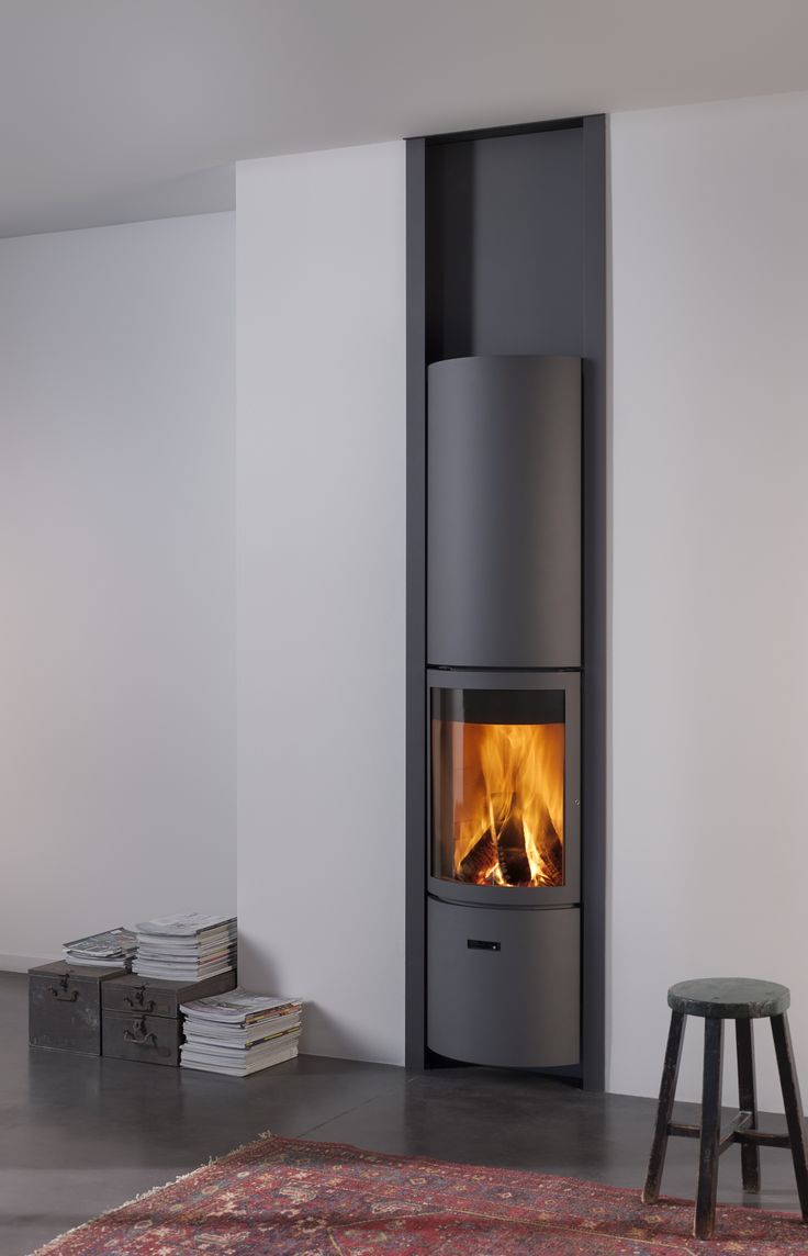 Stûv 30 Compact H - 360° Rotating 6KW Wood Burning Stove