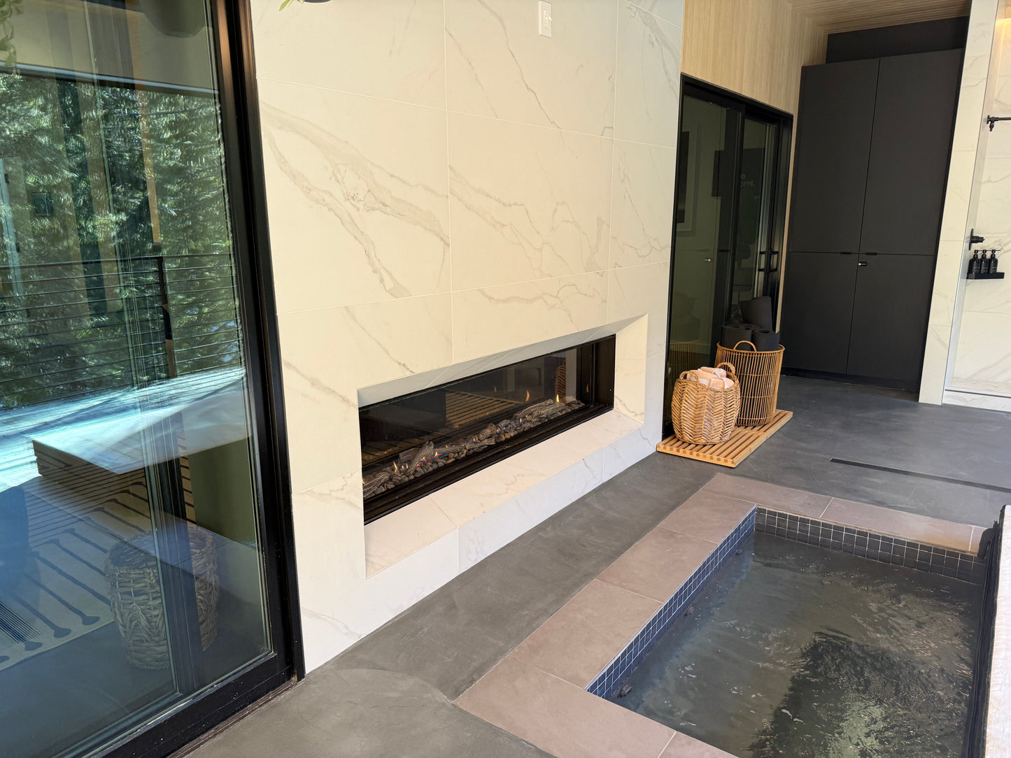 Montigo DISTINCTION Gas Fireplace Inserts | See Through Double-Sided Direct Vent Fireplace