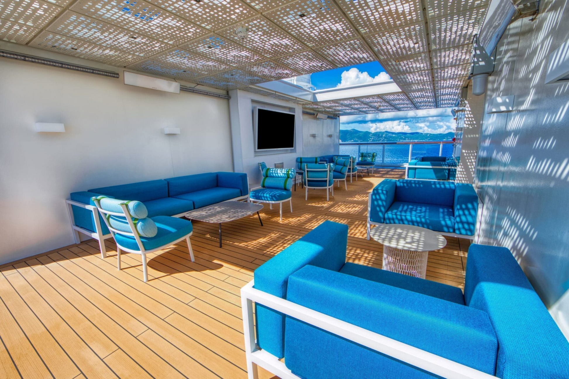 Wall Mount white 4500W bromic platinum series  yachts space Electric heater