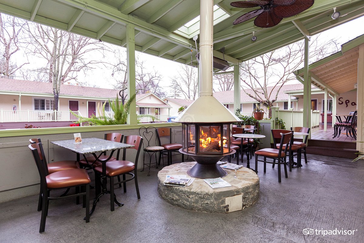 Malm MCM Hearth Fireplace white fireplace but available in ANY COLOR YOU CHOOSE