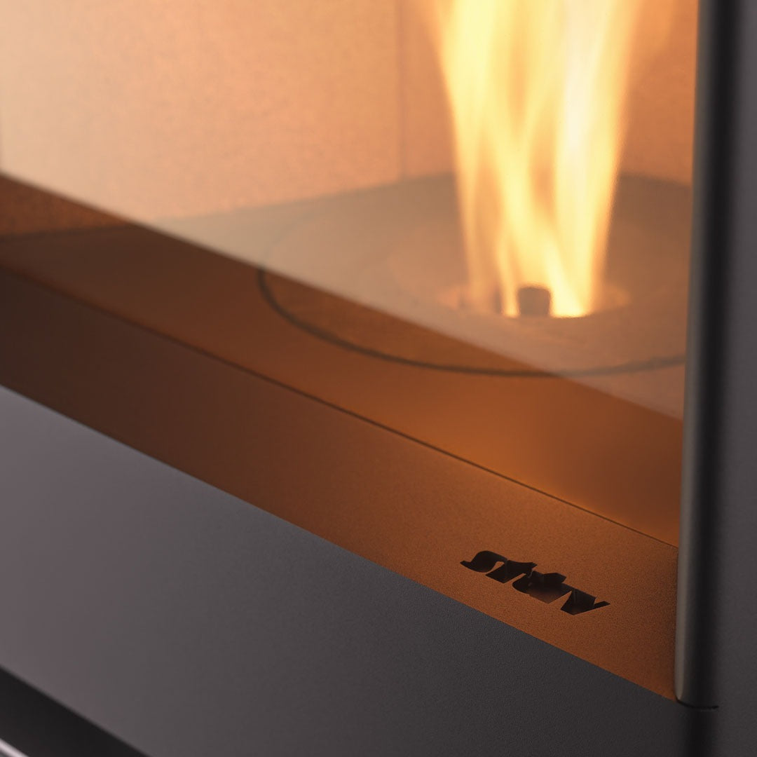 Close up view of the Stuv S-P10 pellet stove.