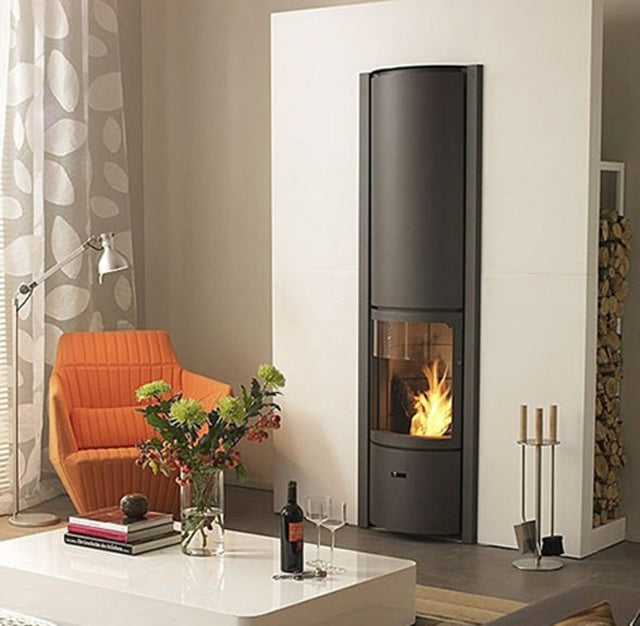 Stûv 30 Compact H - 360° Rotating 6KW Wood Burning Stove