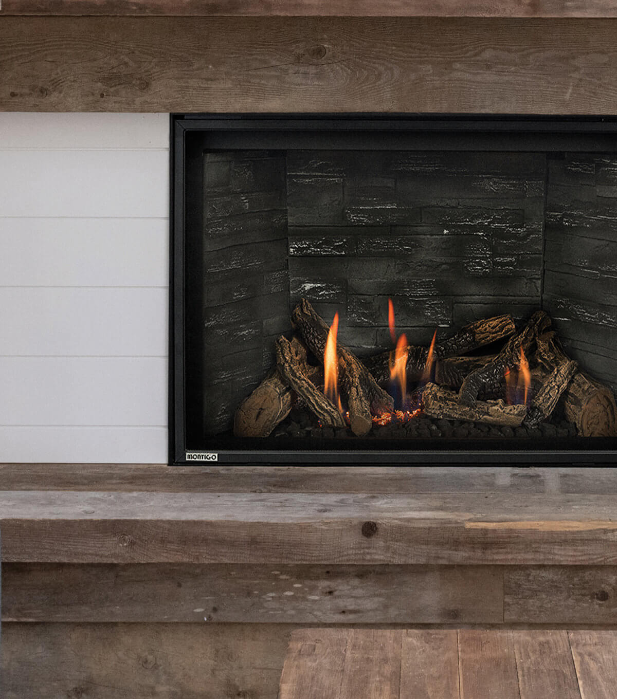 Montigo DelRay Square DRSQ38 Fireplace Full Load