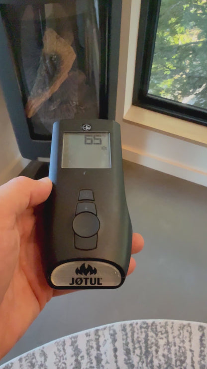 Jotul GF 370 DV IPI - Freestanding Gas Fireplace With Glass Door