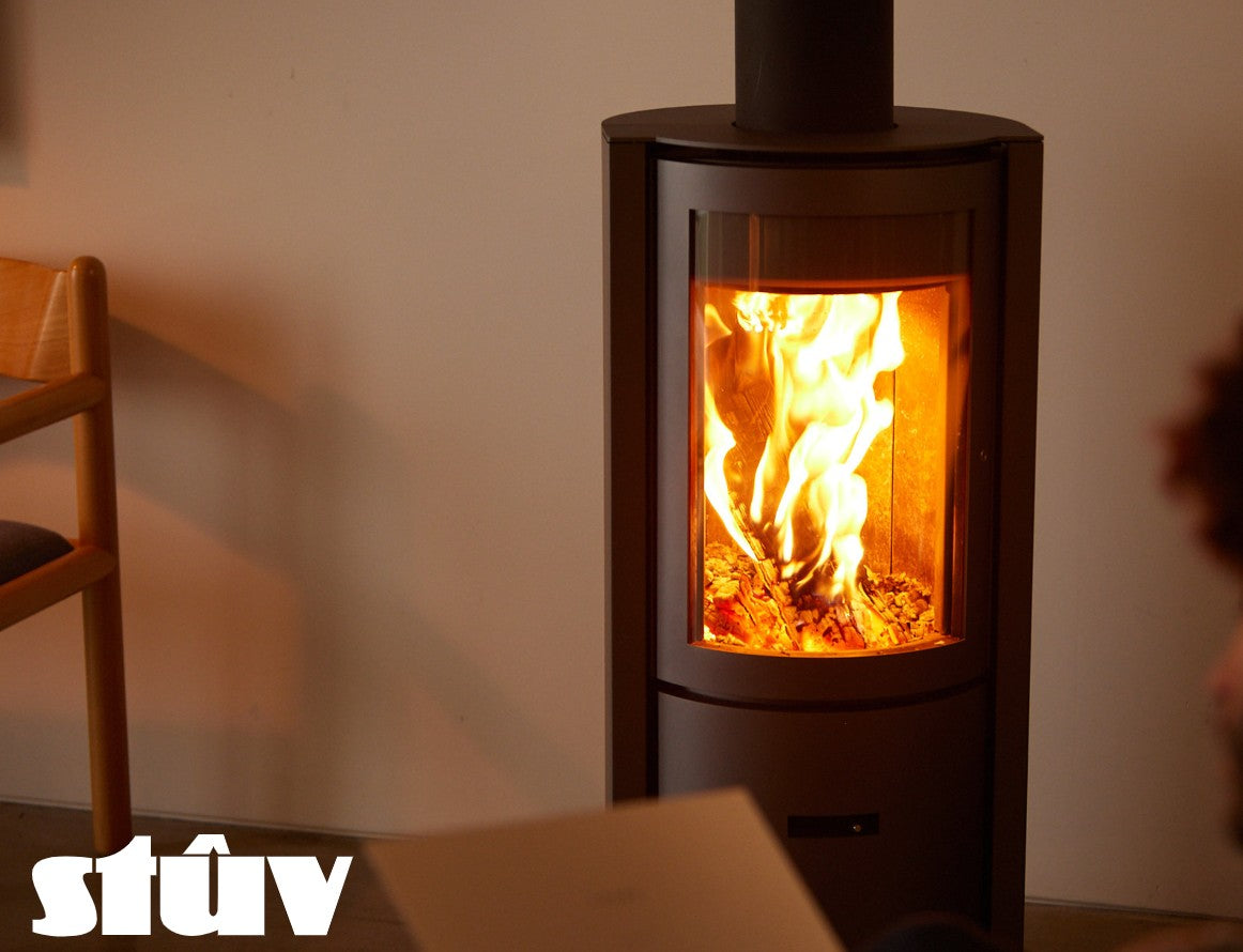 Stûv 30 Compact H Accumulation- 360° Rotating 6KW Wood Burning Stove