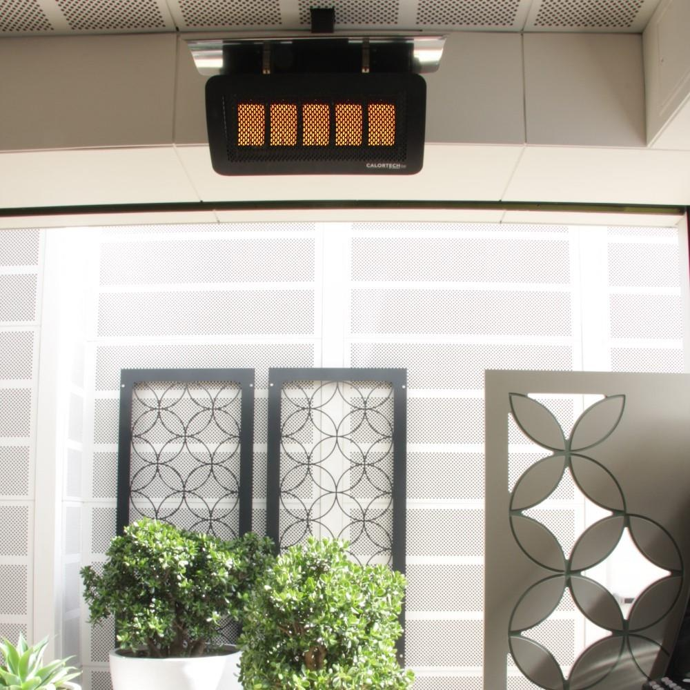 Outdoor Living with one wall hanged Bromic Tungsten 500 series Smart-heat Propane heater LP- 43,000